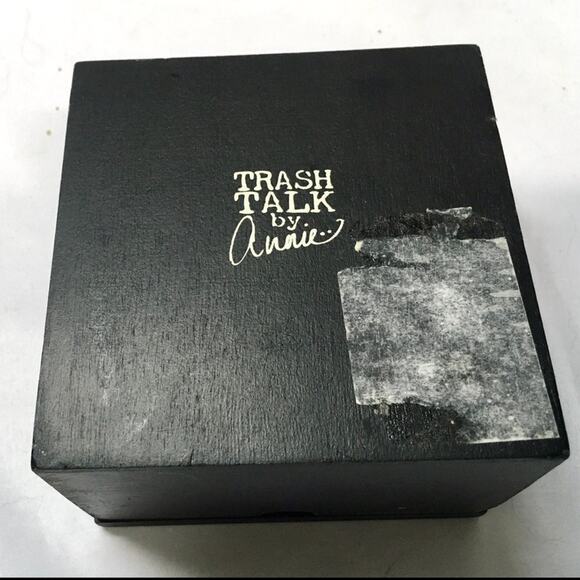 Trash Talk by Annie 'Don't Change' Wooden Decorative Box - Picture 5 of 5